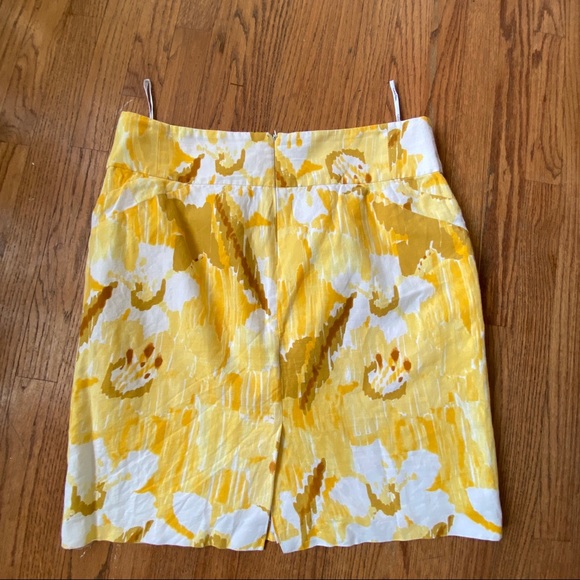 Calvin Klein Sz 14, Spring Floral Skirt, YELLOW - Picture 2 of 5